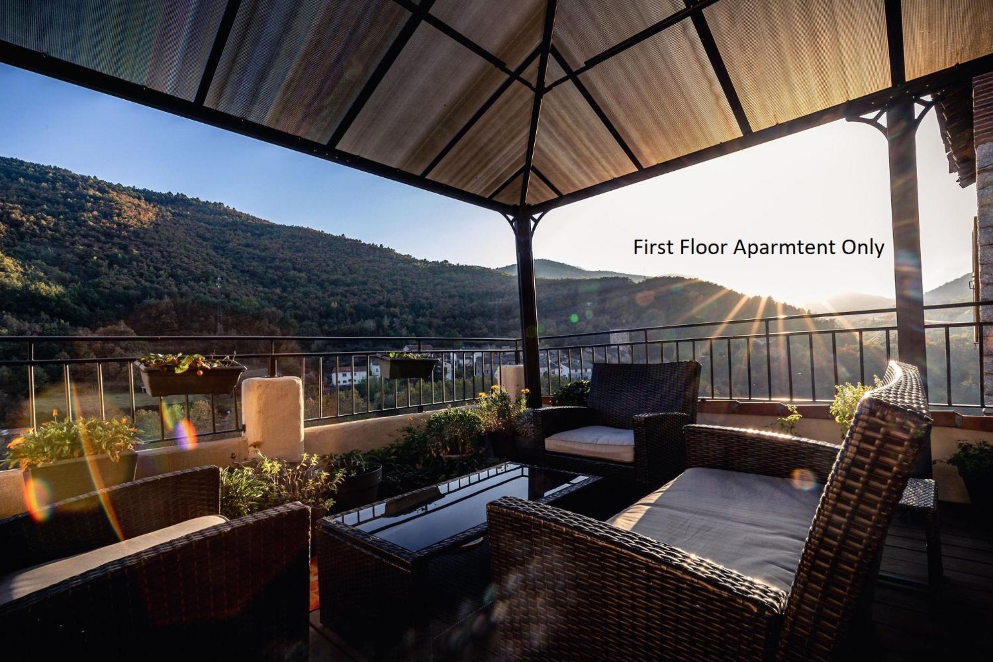 Sundrenched Relais De Poste In Serdinya Exterior foto